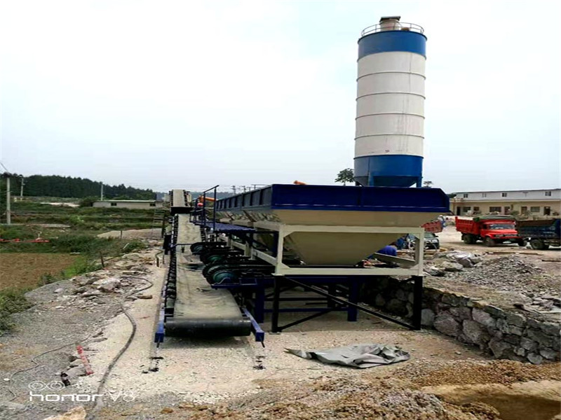 500穩(wěn)定土拌合站用于公路基層骨料生產(chǎn)，拌和站廠家科信可供應(yīng)