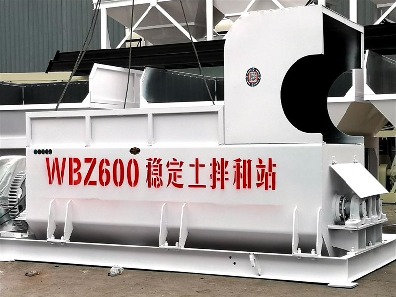 建筑機(jī)械穩(wěn)定土拌合站在使用時(shí)該注意些什么？